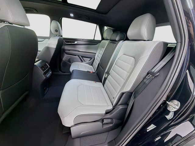 2026 Volkswagen Atlas Cross Sport 2.0T SEL R-Line Black 4MOTION - 22988177 - 25