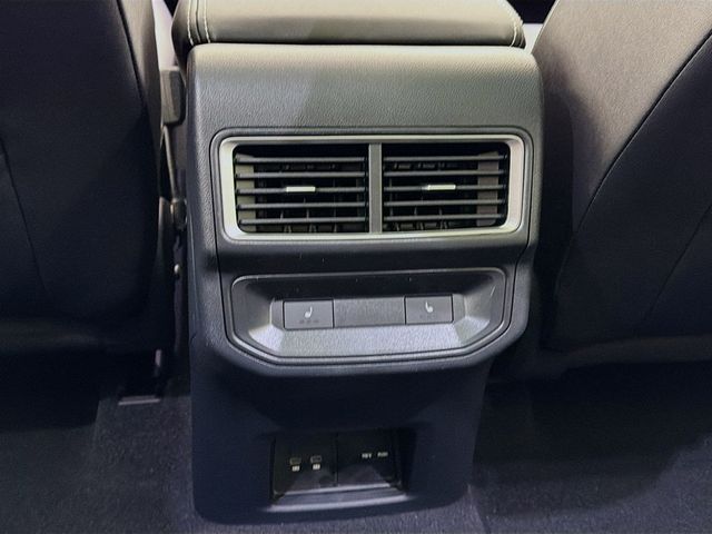 2026 Volkswagen Atlas Cross Sport 2.0T SEL R-Line Black 4MOTION - 22988177 - 26