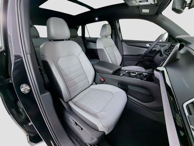 2026 Volkswagen Atlas Cross Sport 2.0T SEL R-Line Black 4MOTION - 22988177 - 29