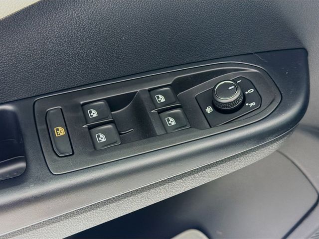 2026 Volkswagen Taos S 4MOTION - 22986374 - 17