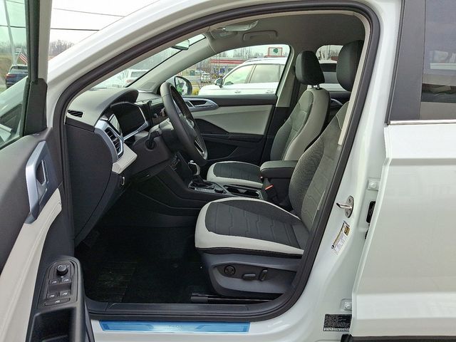 2026 Volkswagen Taos SE 4MOTION - 22958876 - 11