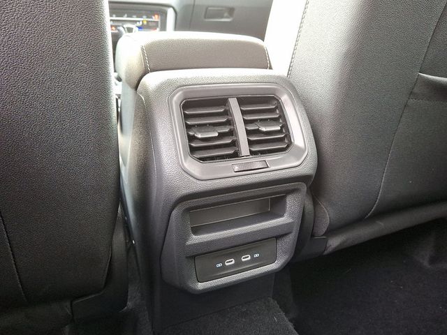 2026 Volkswagen Taos SE 4MOTION - 22958876 - 8