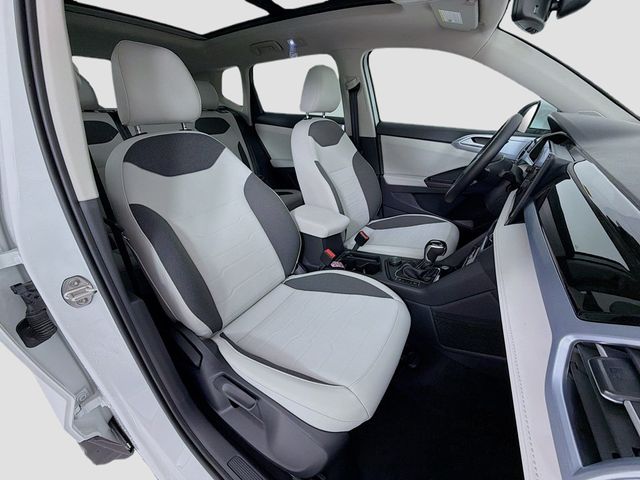 2026 Volkswagen Taos SE 4MOTION - 22974371 - 28