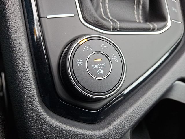 2026 Volkswagen Taos SE Black 4MOTION - 22958862 - 15