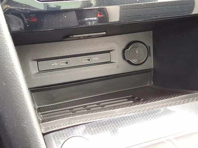 2026 Volkswagen Taos SEL 4MOTION - 22958166 - 18