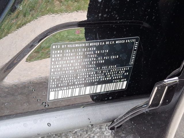 2026 Volkswagen Tiguan 2.0T SE R-Line Black 4MOTION - 22936752 - 19