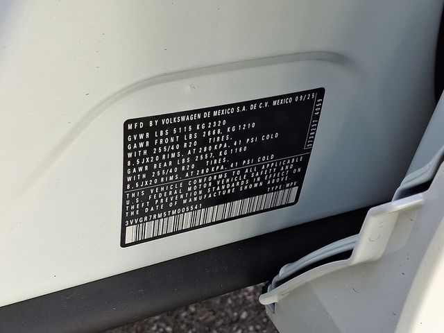 2026 Volkswagen Tiguan 2.0T SE R-Line Black 4MOTION - 22936753 - 19