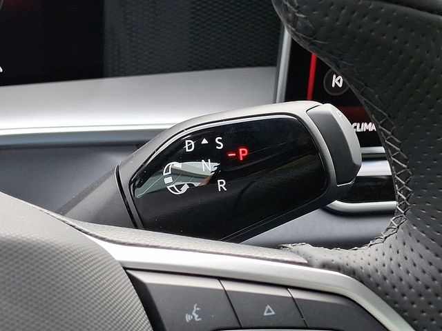 2026 Volkswagen Tiguan 2.0T SE R-Line Black 4MOTION - 22942751 - 13