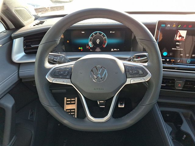 2026 Volkswagen Tiguan 2.0T SE R-Line Black 4MOTION - 22950803 - 16