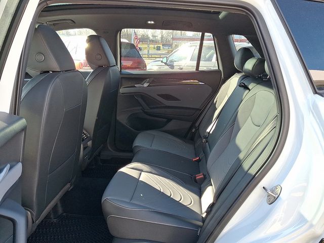 2026 Volkswagen Tiguan 2.0T SE R-Line Black 4MOTION - 22950803 - 7