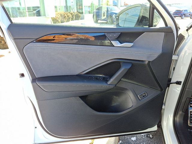 2026 Volkswagen Tiguan 2.0T SE R-Line Black 4MOTION - 22972599 - 10