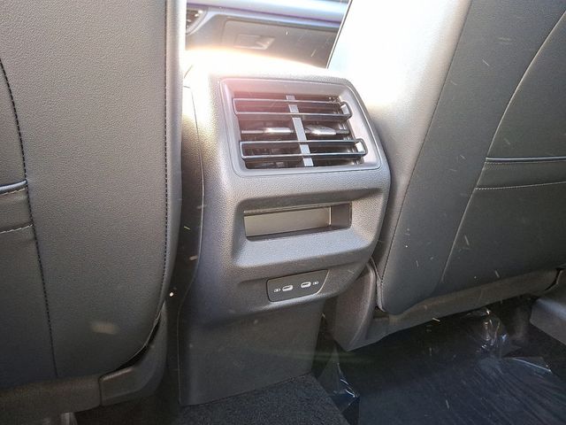 2026 Volkswagen Tiguan 2.0T SE R-Line Black 4MOTION - 22972599 - 8