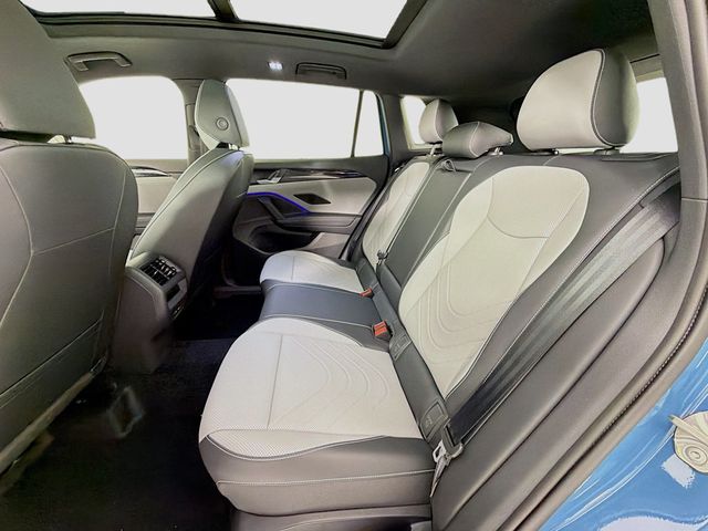 2026 Volkswagen Tiguan 2.0T SE R-Line Black 4MOTION - 22991289 - 25