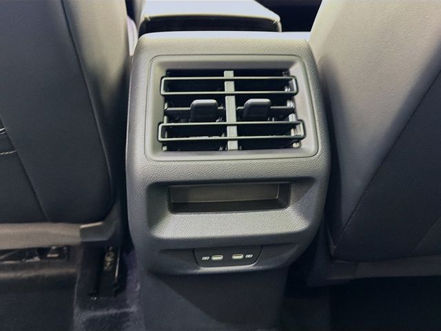 2026 Volkswagen Tiguan 2.0T SE R-Line Black 4MOTION - 22991289 - 26