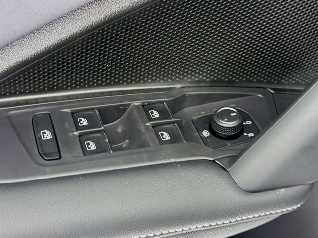 2026 Volkswagen Tiguan 2.0T SE R-Line Black 4MOTION - 22998038 - 18