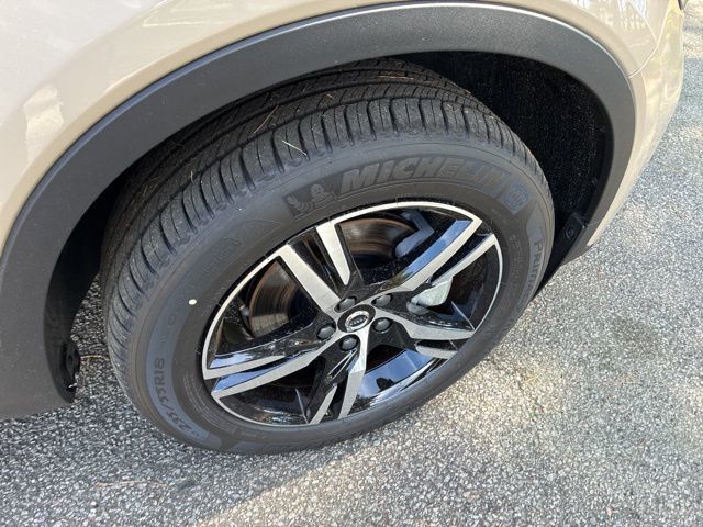2026 Volvo XC40 B4 FWD Core - 22985346 - 16