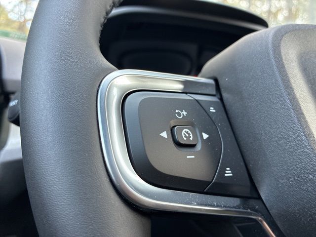 2026 Volvo XC40 B4 FWD Core - 22985346 - 27