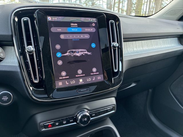 2026 Volvo XC40 B4 FWD Core - 22985346 - 30