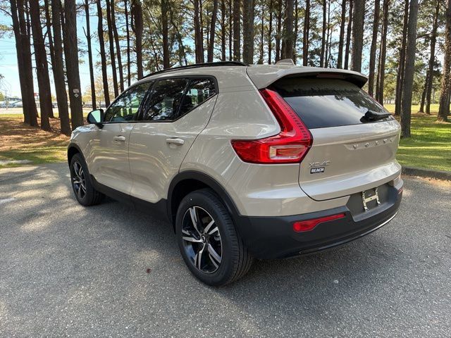 2026 Volvo XC40 B4 FWD Core - 22985346 - 7