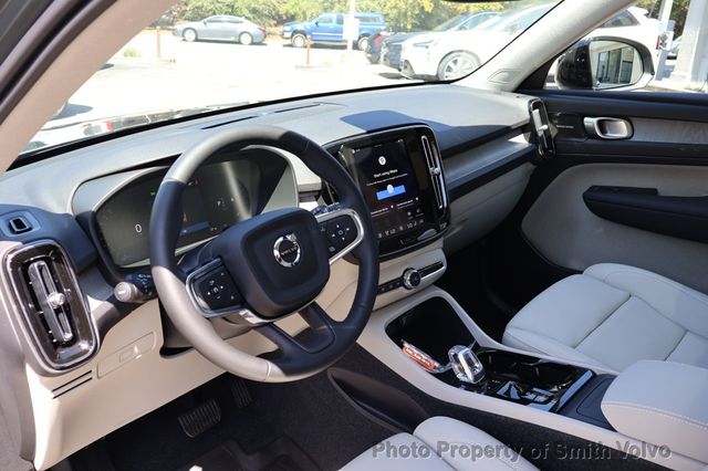 2026 Volvo XC40 B5 AWD Plus - 23020517 - 10