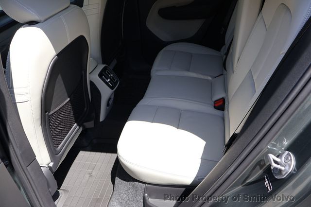 2026 Volvo XC40 B5 AWD Plus - 23020517 - 12