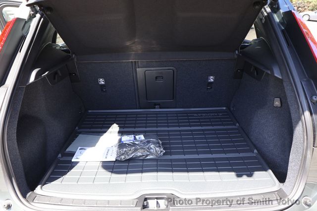 2026 Volvo XC40 B5 AWD Plus - 23020517 - 18