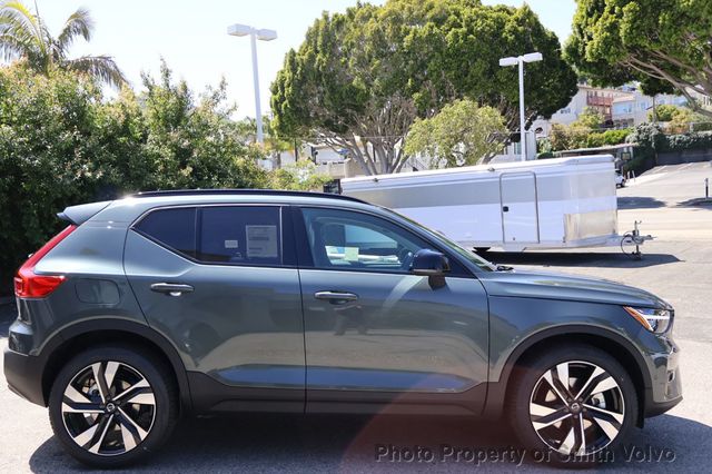 2026 Volvo XC40 B5 AWD Plus - 23020517 - 5