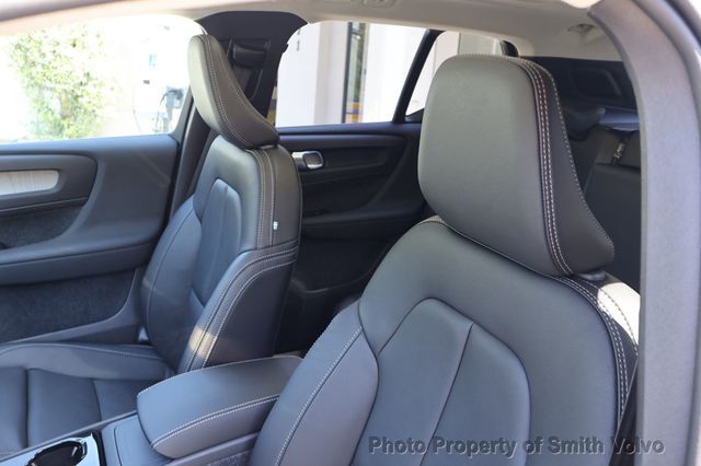 2026 Volvo XC40 B5 AWD Plus - 23020518 - 9