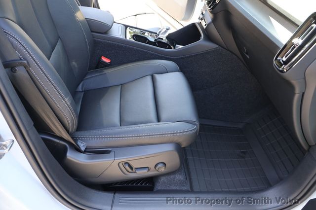 2026 Volvo XC40 B5 AWD Plus - 23020518 - 13