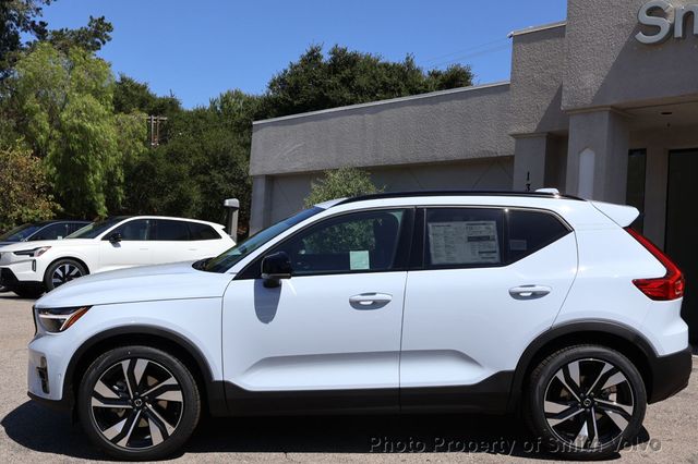 2026 Volvo XC40 B5 AWD Plus - 23020518 - 1