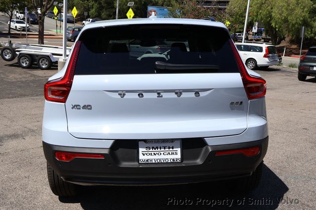 2026 Volvo XC40 B5 AWD Plus - 23020518 - 3