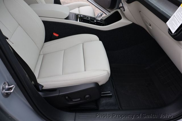 2026 Volvo XC40 B5 AWD Plus - 23072734 - 10