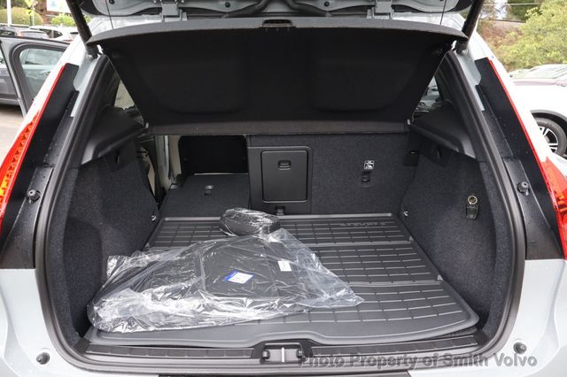2026 Volvo XC40 B5 AWD Plus - 23072734 - 12