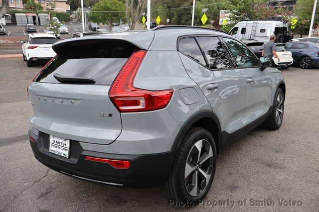 2026 Volvo XC40 B5 AWD Plus - 23072734 - 3