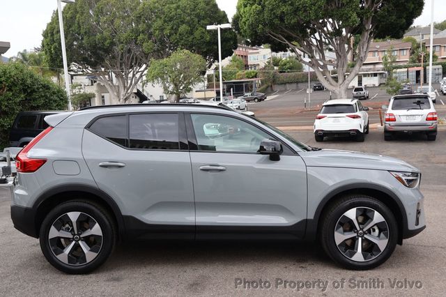2026 Volvo XC40 B5 AWD Plus - 23072734 - 4