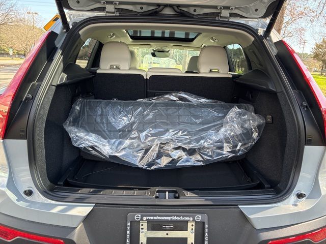 2026 Volvo XC40 B5 AWD Plus - 22943483 - 18