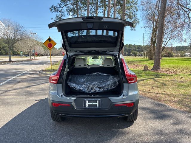 2026 Volvo XC40 B5 AWD Plus - 22943483 - 19
