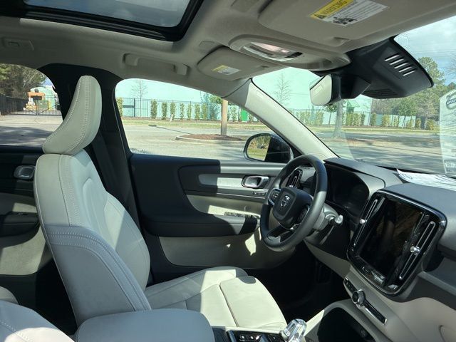 2026 Volvo XC40 B5 AWD Plus - 22943483 - 24