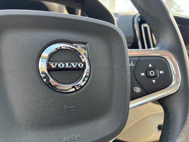 2026 Volvo XC40 B5 AWD Plus - 22943483 - 29