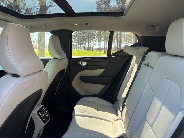 2026 Volvo XC40 B5 AWD Plus - 22987920 - 22