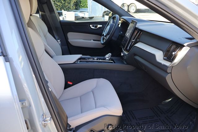 2026 Volvo XC60 B5 AWD Core - 22977526 - 8