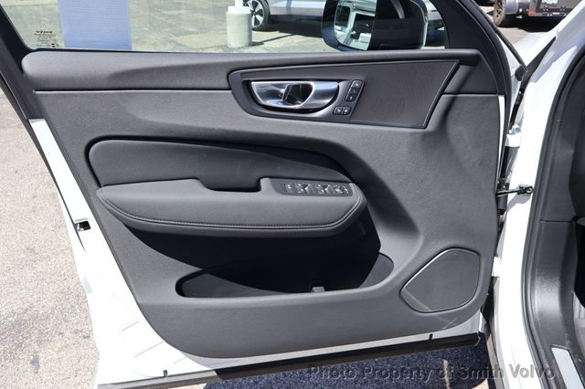 2026 Volvo XC60 B5 AWD Core - 23010465 - 10