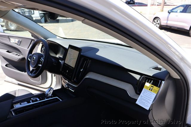 2026 Volvo XC60 B5 AWD Core - 23010465 - 14