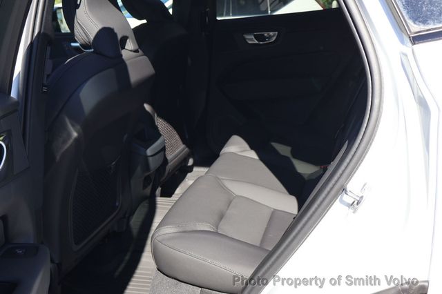 2026 Volvo XC60 B5 AWD Core - 23075290 - 11