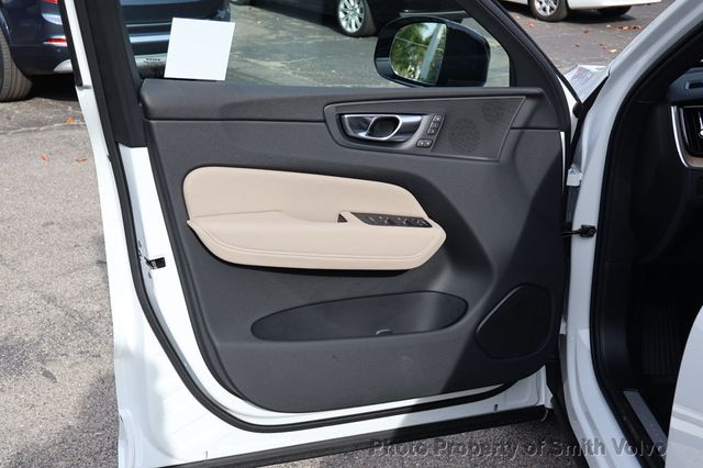 2026 Volvo XC60 B5 AWD Plus - 22954559 - 10