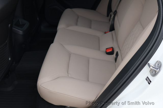 2026 Volvo XC60 B5 AWD Plus - 22954559 - 11
