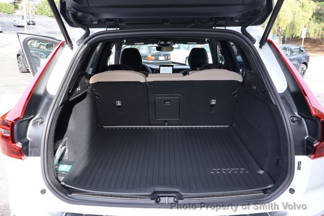 2026 Volvo XC60 B5 AWD Plus - 22954559 - 13