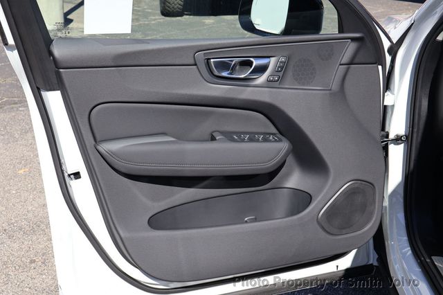 2026 Volvo XC60 B5 AWD Plus - 22985243 - 9
