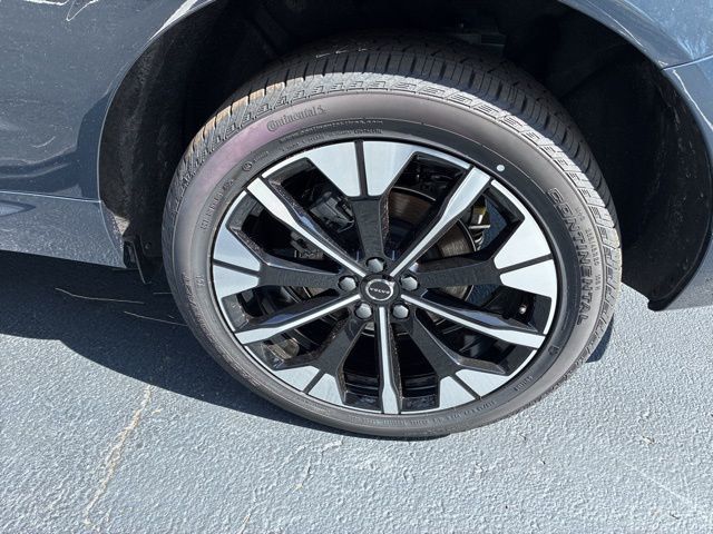 2026 Volvo XC60 B5 AWD Plus - 22987876 - 12