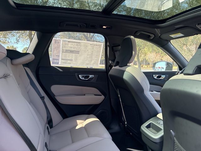 2026 Volvo XC60 B5 AWD Plus - 22987876 - 24